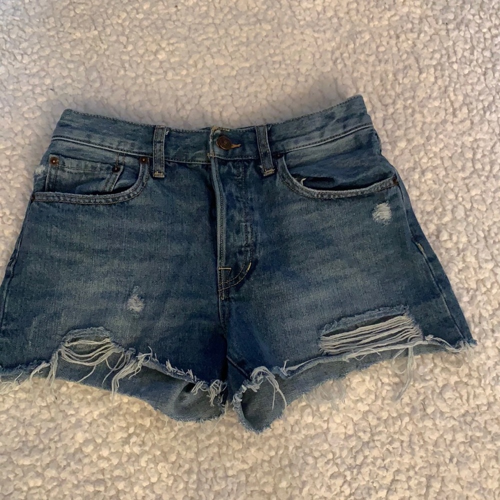 Women’s Free People denim shorts size 27